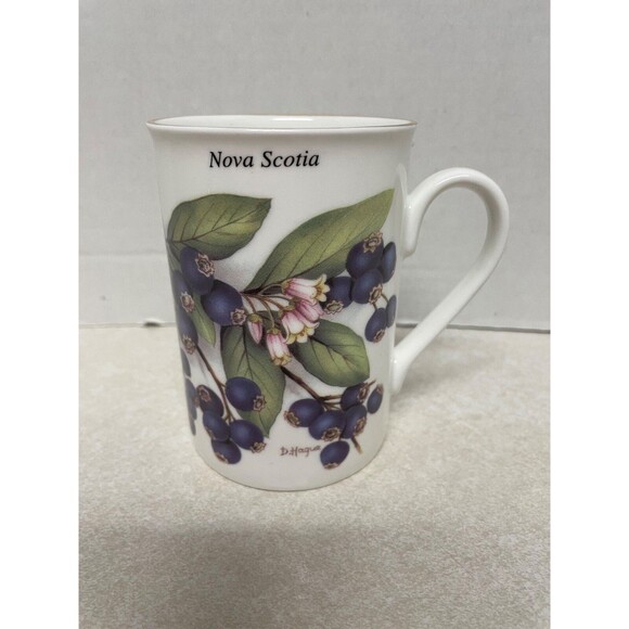 HAYWARD AND WARWICK Nova Scotia Fine Bone China Mug/Cup Blue Berries 9 oz - Picture 1 of 10